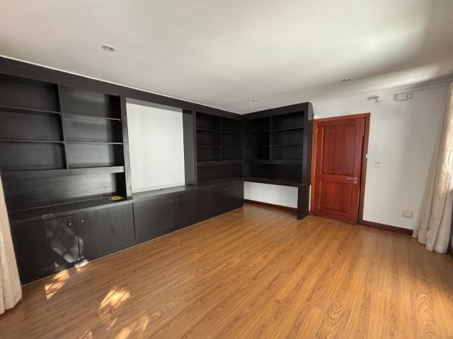 4 Bedroom Apartment / Flat For Sale in Morningside