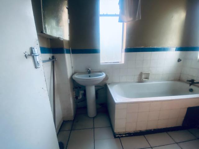 4 Bedroom Apartment / Flat For Sale in Sunnyside