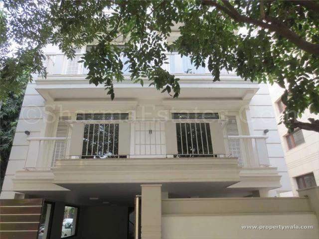 4 Bedroom Apartment for sale in Vasant Vihar, New Delhi P61794
