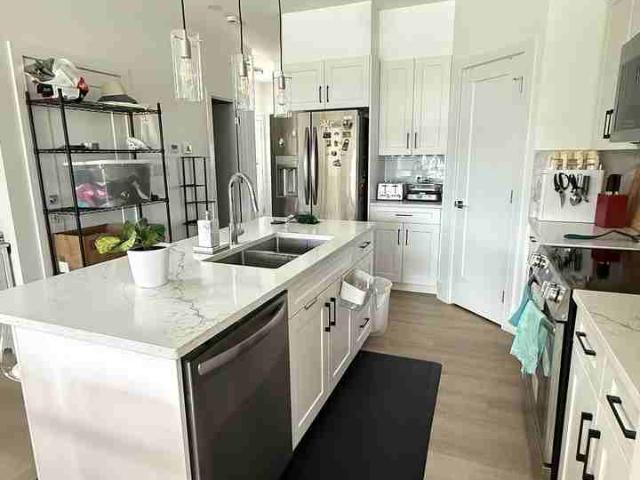 4 Bedroom Apartment for Rent at 11142 49 Ave Nw, Edmonton, AB T6H 0G6 Malmo Plains