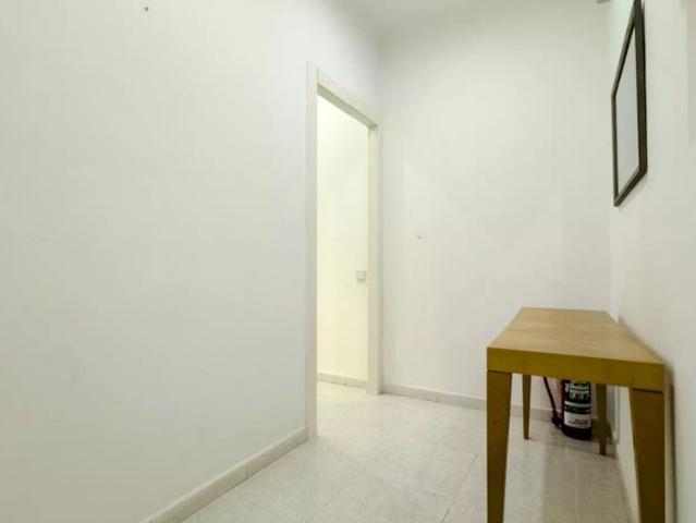 4 bedroom apartment for rent in Navas with all bills included