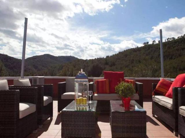 4 bedroom apartment for rent in Olivella