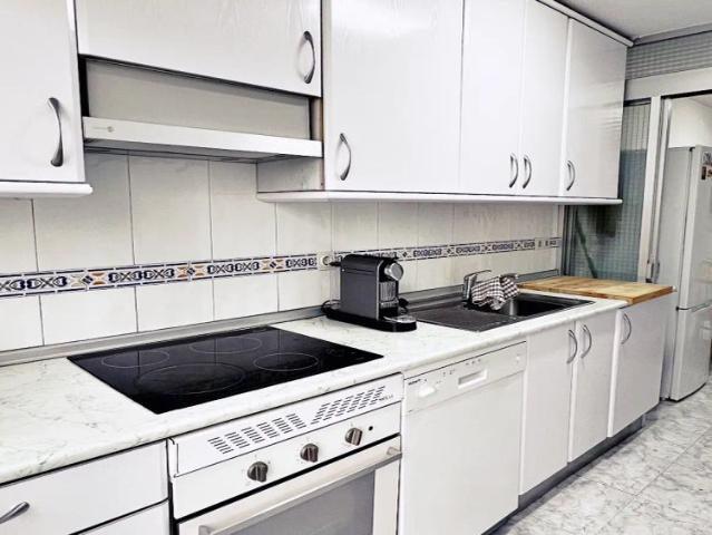 4 bedroom apartment for rent in Ciudad Universitaria, bills included