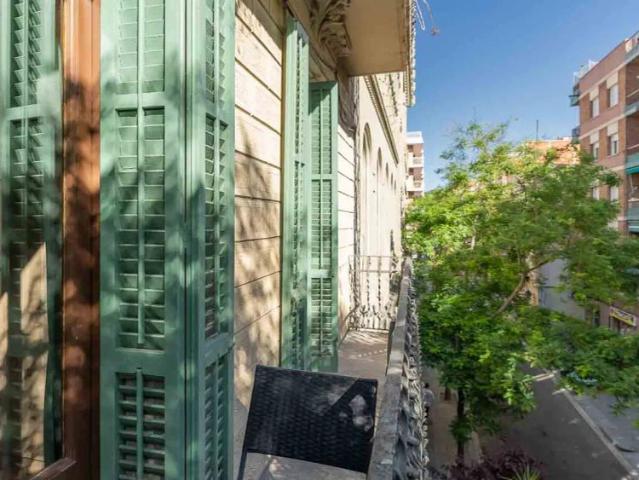 4 bedroom apartment for rent in Vila de Gràcia, couples allowed, bills included