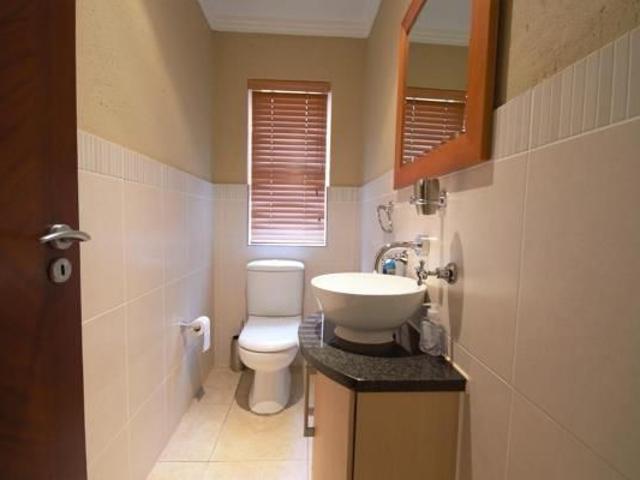 4 Bedroom Apartment For Sale in Simbithi Eco Estate