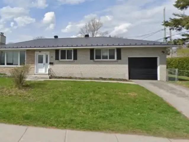 4 Bedroom Apartment Gatineau QC 102952009