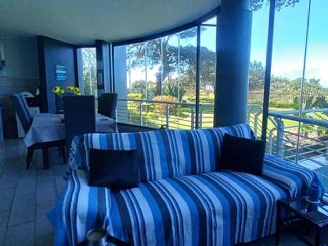 4 Bedroom Apartment in Manaba Beach