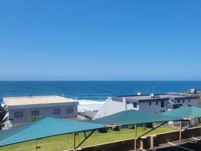 4 Bedroom Apartment in Manaba Beach