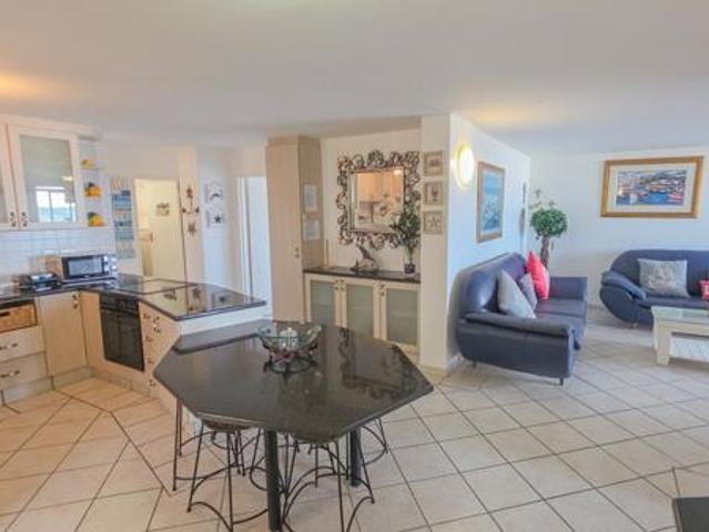 4 Bedroom Apartment in Manaba Beach