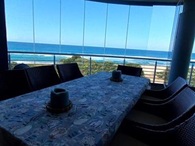 4 Bedroom Apartment in Manaba Beach