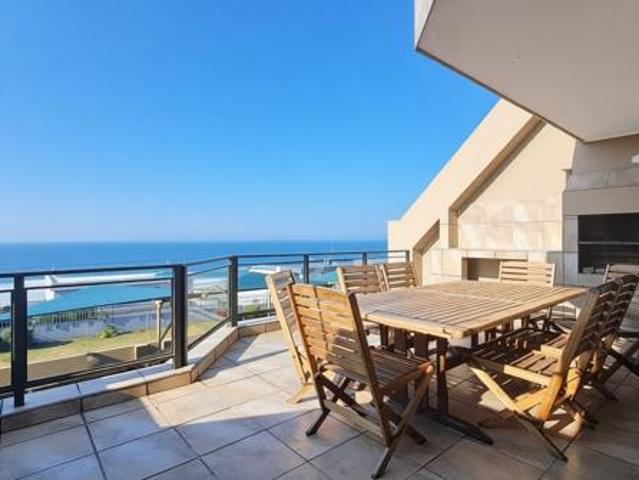 4 Bedroom Apartment in Manaba Beach