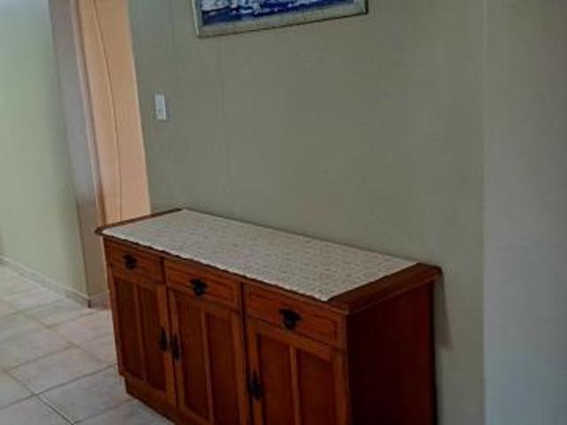 4 Bedroom Apartment in Margate Beach