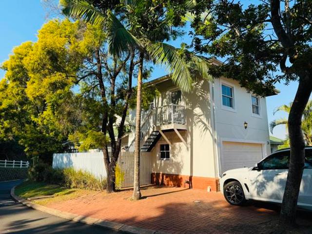 4 Bedroom Apartment in Mount Edgecombe Country Club Estate