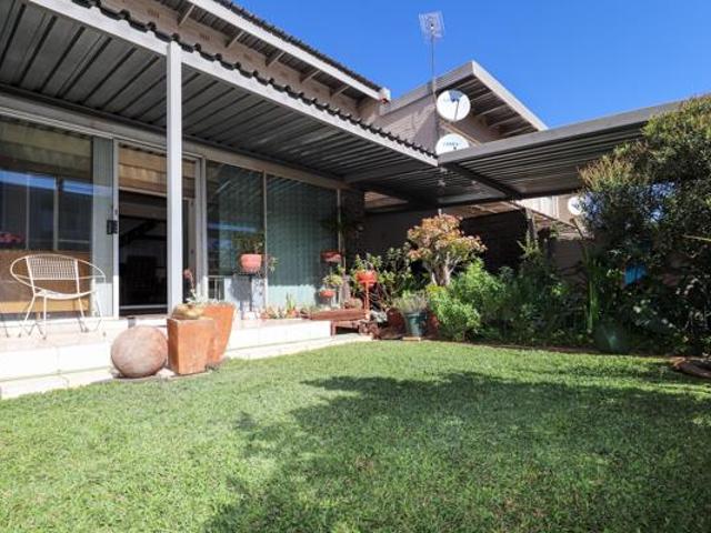 4 Bedroom Apartment in Adamayview