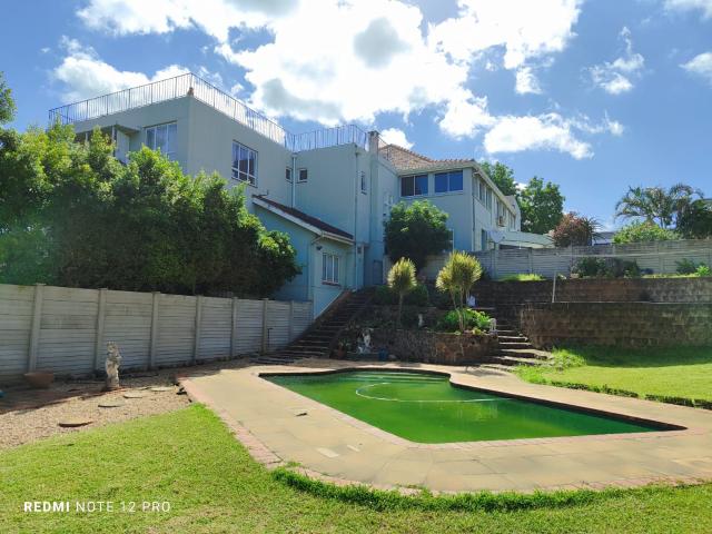 4 Bedroom Apartment in Bulwer