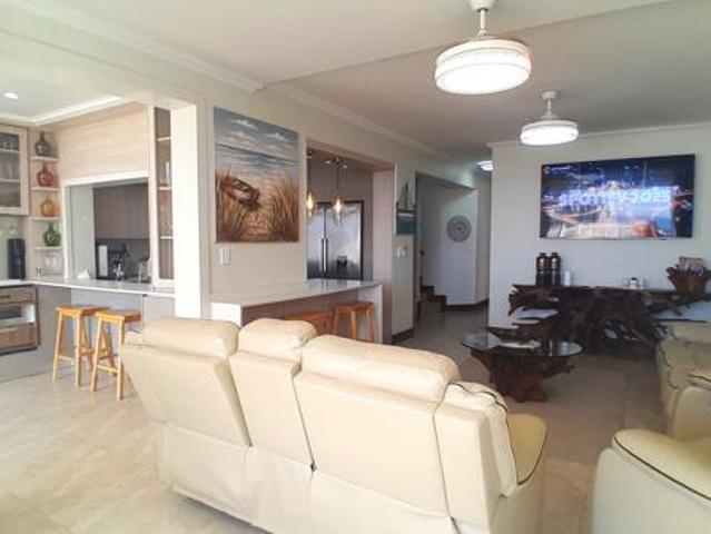 4 Bedroom Apartment in Ballitoville
