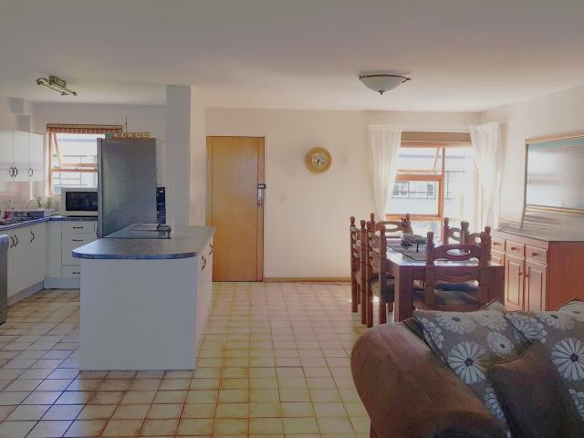 4 Bedroom Apartment in Bowtie