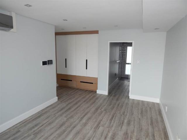 4 Bedroom Apartment in Brookes Hill