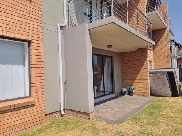 4 Bedroom Apartment in Esther Park