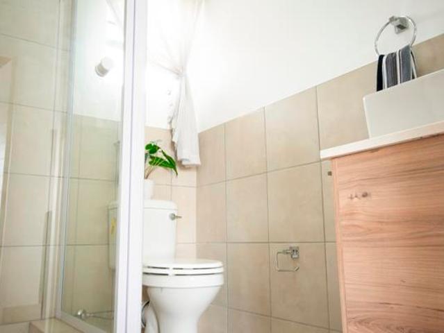 4 Bedroom Apartment in Esther Park