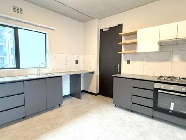 4 Bedroom Apartment in Fourways
