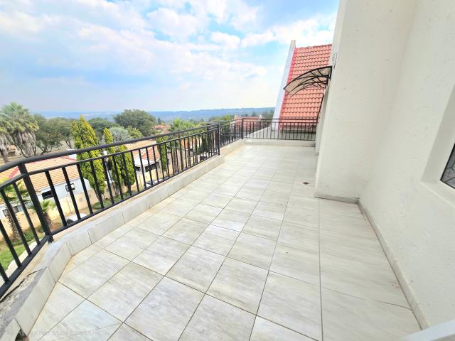 4 Bedroom Apartment in Halfway Gardens