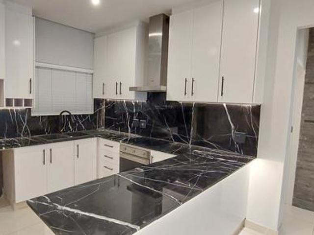 4 Bedroom Apartment in Izinga