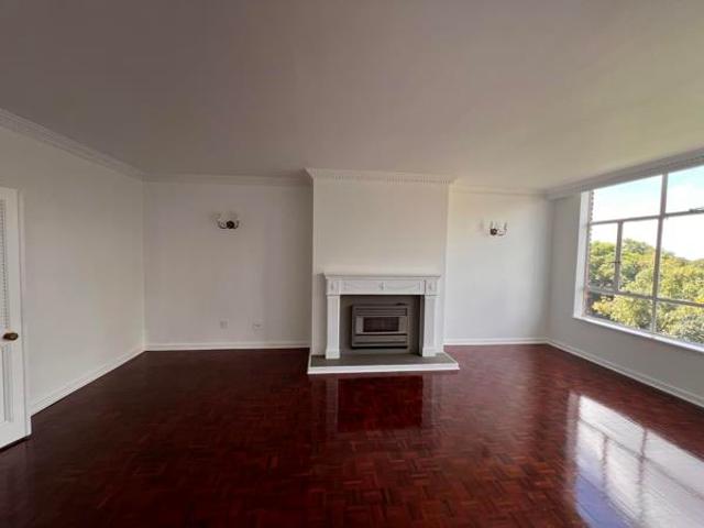 4 Bedroom Apartment in Illovo
