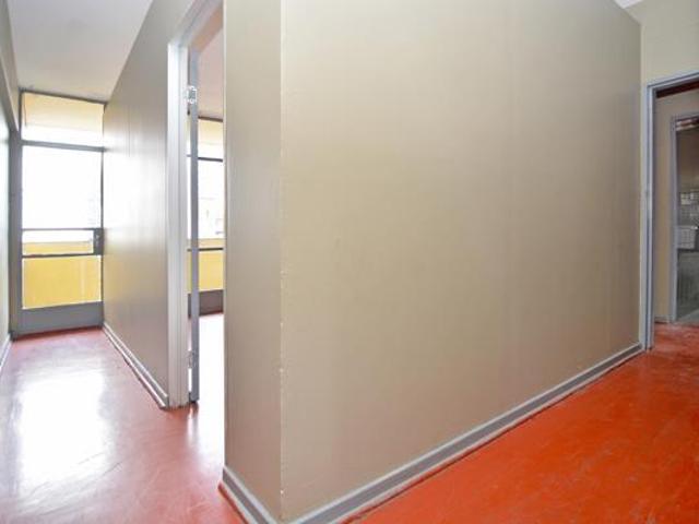 4 Bedroom Apartment in Joubert Park