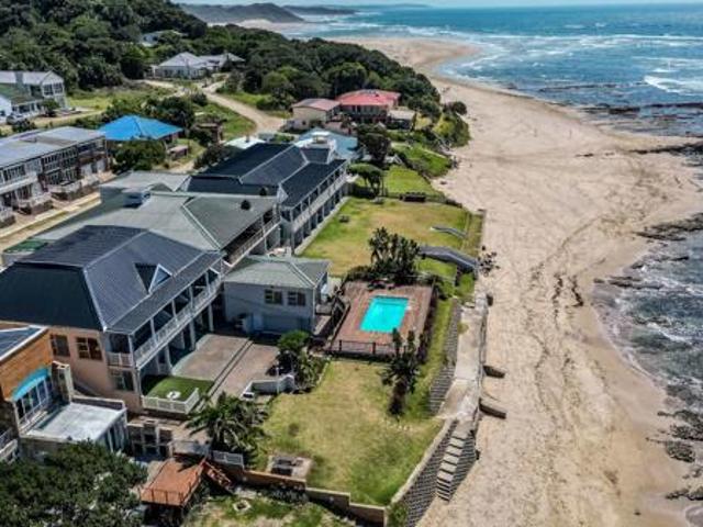 4 Bedroom Apartment in Kei Mouth