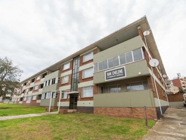 4 Bedroom Apartment in Port Elizabeth Central