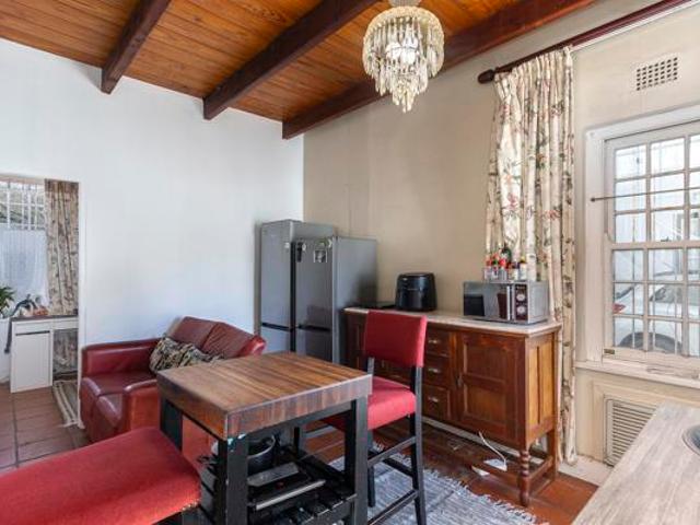 4 Bedroom Apartment in Stellenbosch Central