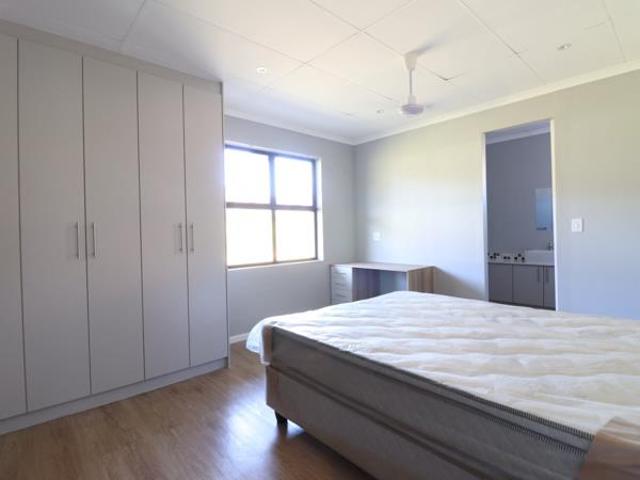 4 Bedroom Apartment in Stellenbosch Central