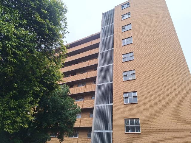 4 Bedroom Apartment in Sunnyside