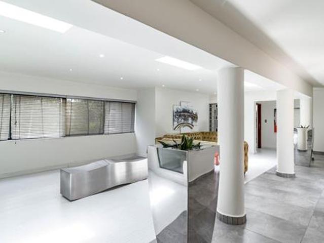 4 Bedroom Apartment in Sandton Central