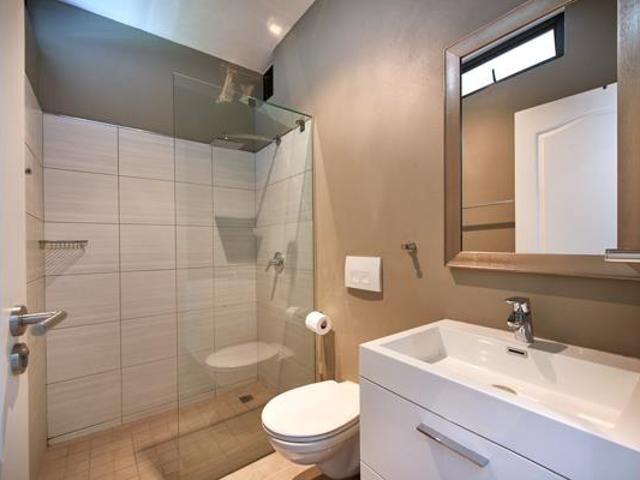 4 Bedroom Apartment in Sandown