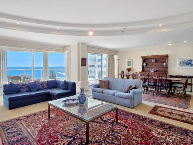 4 Bedroom Apartment in Sea Point