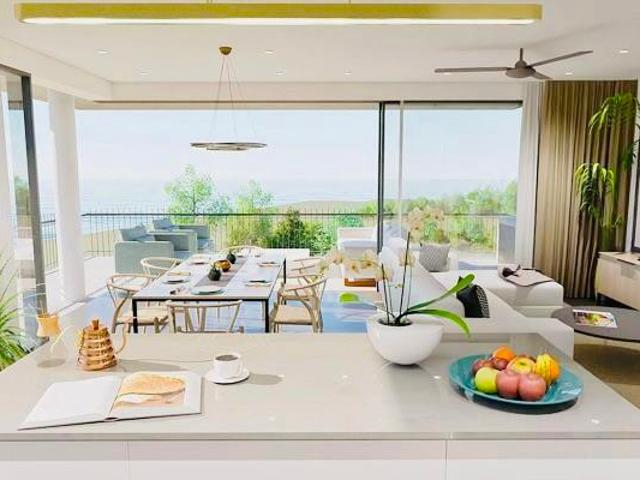 4 Bedroom Apartment in Sheffield Beach