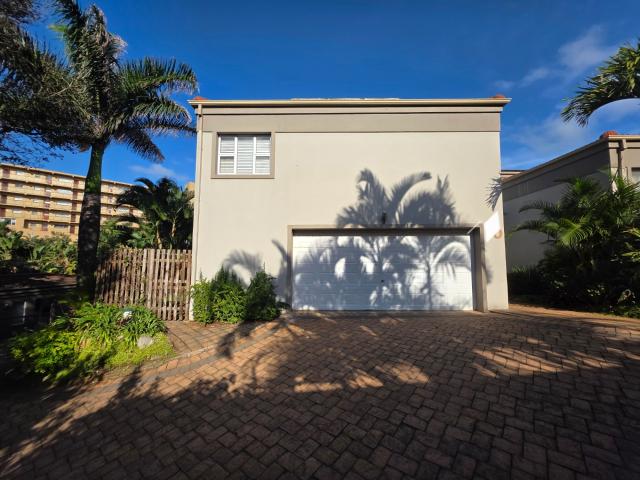 4 Bedroom Townhouse in Sheffield Beach