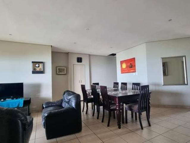 4 Bedroom Apartment in Shelly Beach