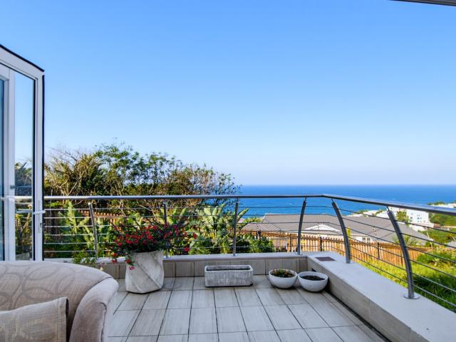 4 Bedroom Apartment in Simbithi Eco Estate