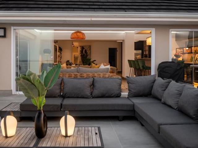 4 Bedroom Apartment in Simbithi Estate