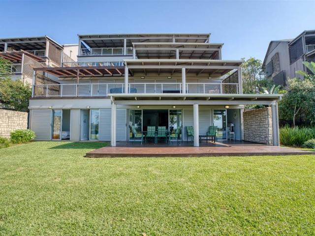 4 Bedroom Flat in Simbithi Estate