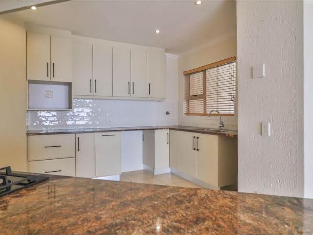 4 Bedroom Apartment in Simbithi Estate