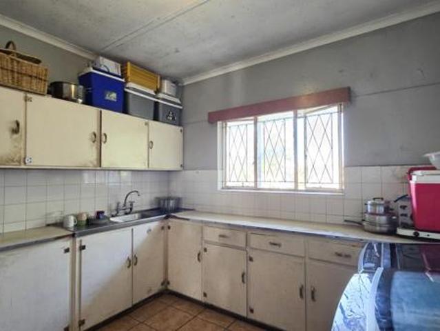 4 Bedroom Apartment in Southernwood