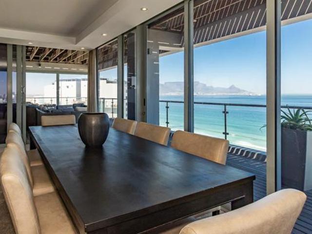 4 Bedroom Apartment in Table View