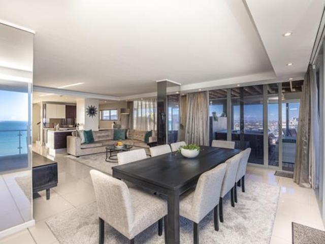 4 Bedroom Apartment in Table View