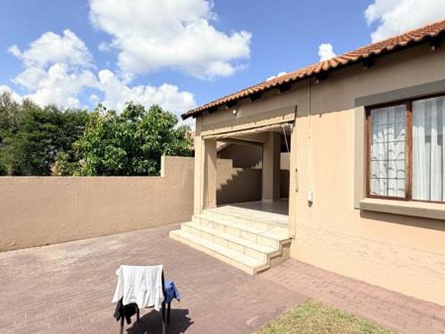 4 Bedroom Apartment in Thatchfield