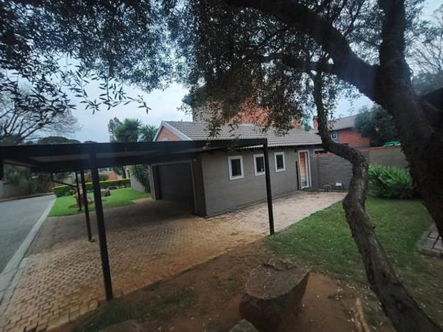4 Bedroom Apartment in Waterval East