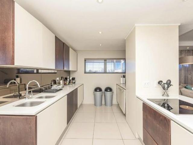 4 Bedroom Apartment in Waves Edge